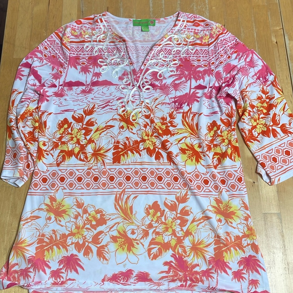 Women’s Island Republic pullover blouse